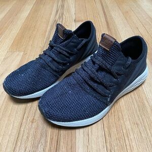 New Balance Men's Black Knit Sneakers
